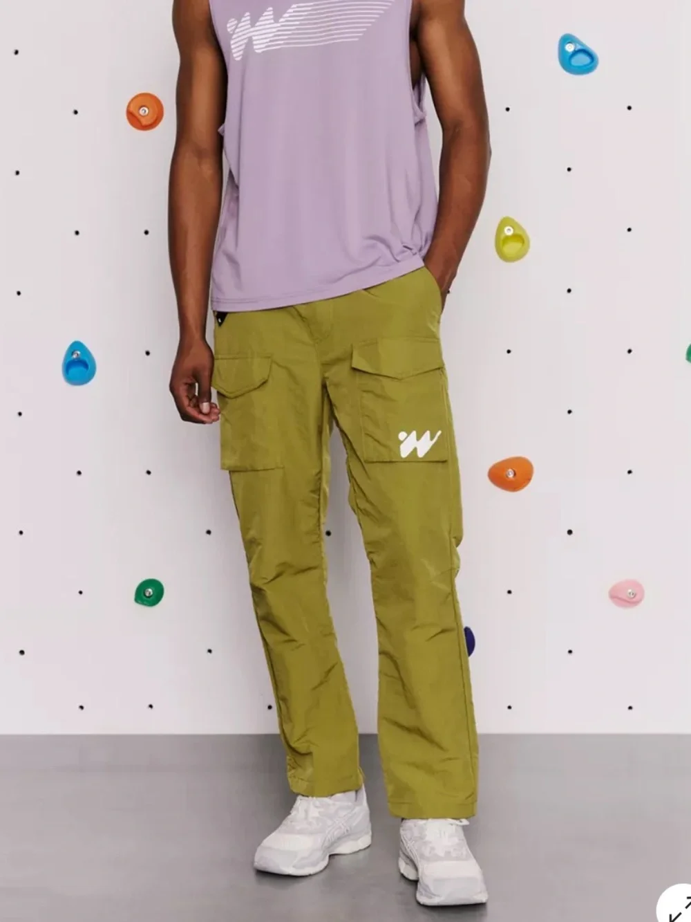 Without Walls Urban Outfitters Men’s Hike Cargo Pants in Green size M